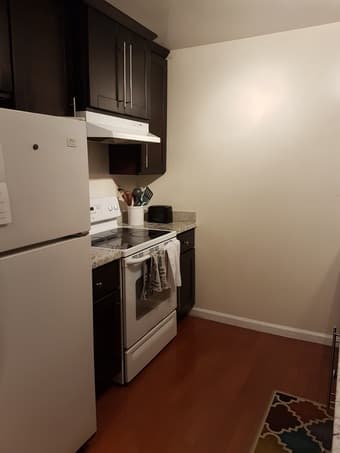 Room in 2B/2Ba apartment, California Ave, Palo Alto, April 1st 3