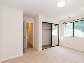 Be our roommate -- $1,390 1