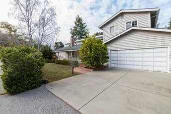 Join our BEAUTIFUL home! 990 2
