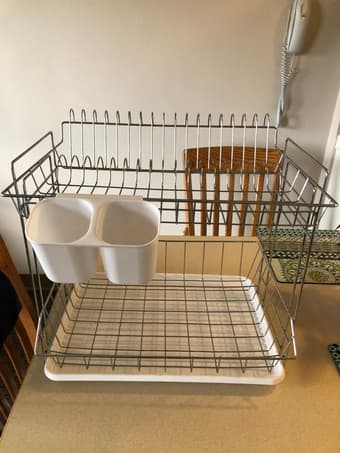 Dish drainer 1