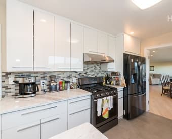 Private room, good house mates, showings this week! 2