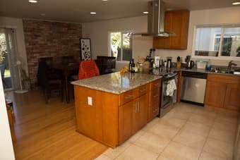 1Bedroom in 5BR/2.5BA House in Mountain View, $1180 3