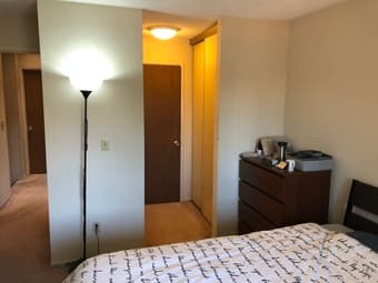 Master Bedroom in 3 bed/2.5 bath apartment from 01-Apr to 30-Apr 2