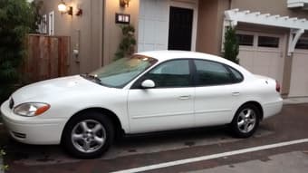 2004 Ford Taurus SE, 94k Actual Miles, 4-Door Sedan 3