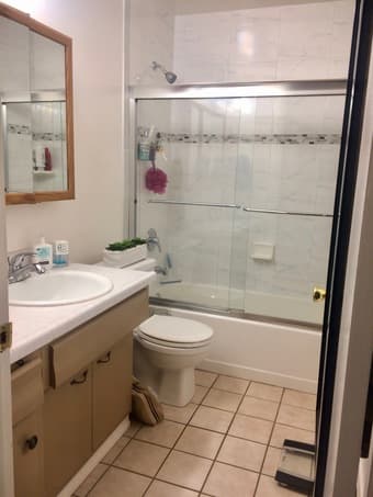 $1595/ month – Huge room for rent in downtown Menlo Park 3