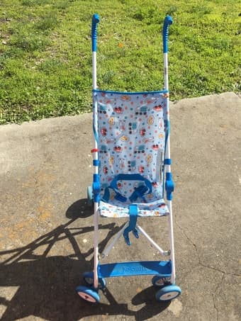 Kolcraft Lightweight Stroller 1
