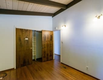 We have an empty room in our amazing house! Come check it out! 3