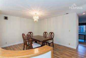 Dear future, fun Housemate, come check out this room! 3