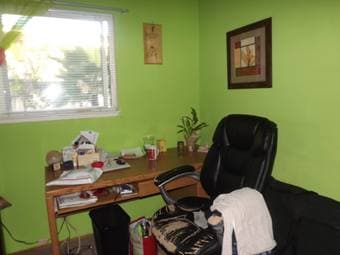 nice, cozy room for rent short term 1