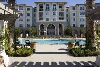 San Jose北/Milpitas 精装修2室2卫现代公寓 2