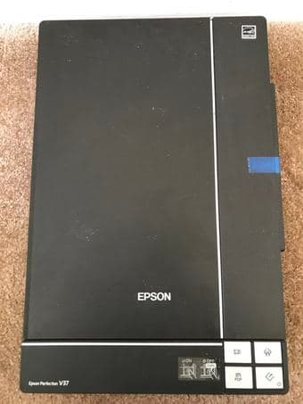 Epson perfection V37 scanner 1
