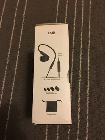 Audio Technica in ear headphone LS50is with microphone 3