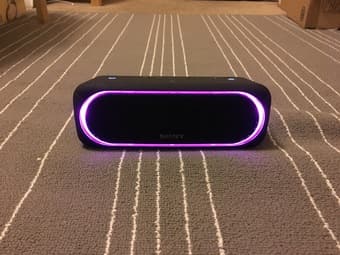 Sony XB30 portable bluetooth speaker 3