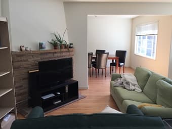 Palo Alto bedroom in shared house available 4/29 - 5/27 2