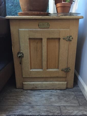 Vintage End Table - Wooden, Made in USA! 1