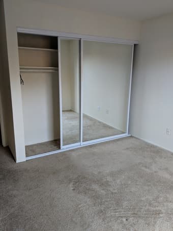 1bd 1bth available in redwood shores 2