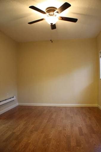 Room in 3bd/2bath quiet, pet friendly house in downtown Redwood City 3
