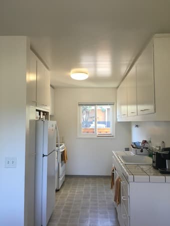 Sublet Available for a 2 bedroom, 1 bathroom house in Escondido Villag 1
