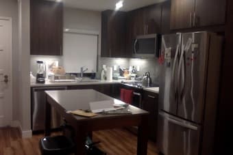2 great rooms available in 3br/2.5bath town house at the end of May 2