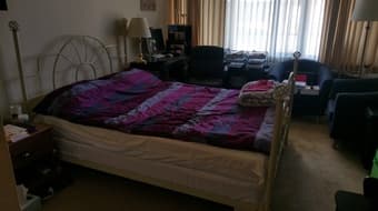 Semi-private room with amenities close to Stanford 2