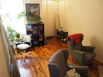 Furnished room in large townhome close to Caltrain (San Mateo) 3