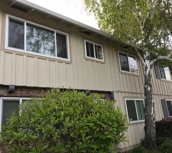 Available May 1st/Jun 1st – Room For Rent at Menlo Park 1