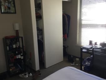 Corner room in Munger Quad (private bath) - Available June 10 - Aug 19 3