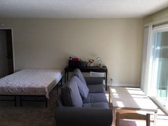 Palo alto 斯坦福医院旁Oak Creek Apartment 高档小区卧室或客厅出租2个月，入住日期4月底到6月底。 1