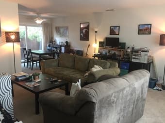 Master Suite Available Jul/Aug in 2bd/2br Townhouse in Downtown PA 2