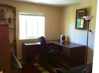 Available now furnished room for rent in Menlo Park Willows 3