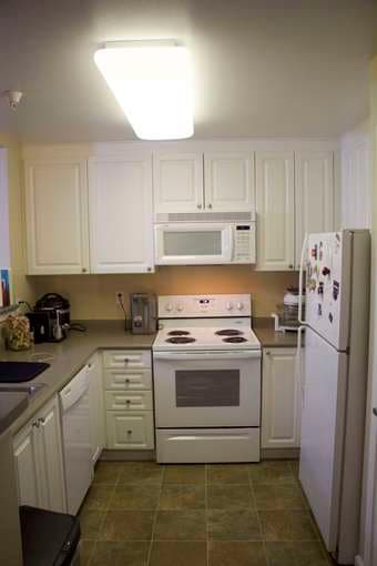 Modern & lux 1 bedroom w/office 10 min bike ride to Stanford 5/11-6/10 1