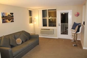 Modern & lux 1 bedroom w/office 10 min bike ride to Stanford 5/11-6/10 2