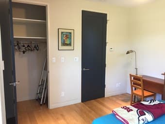 Furnished room, Bath and mini-kitchen in house 2