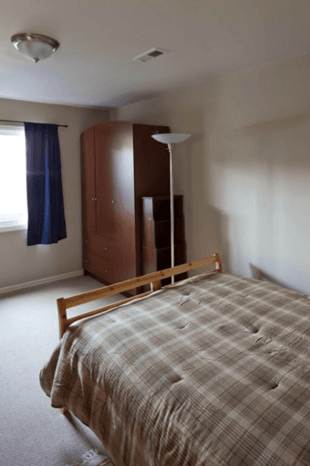 Bedroom in Four-Bedroom House for Rent 2
