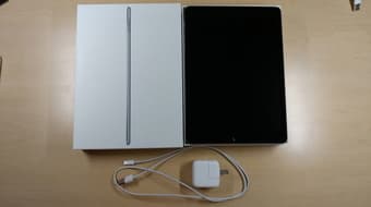 iPad Air 2 64GB WIFI only Space Gray [Excellent condition] 1