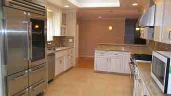 Seeking a new housemate to join cool shared house! 3