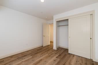 Looking for a housemate to share this awesome house! 3