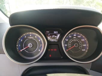 Reliable, well maintained 2015 Elantra (43,000 miles) 3