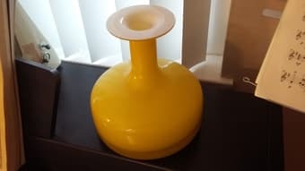 $1_vase 1