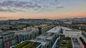 Female roommate in San Francisco near CalTrain 1