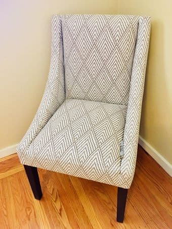Chair - Geometric Pattern 1
