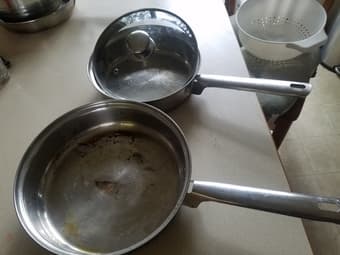 Stainless steel pans 1