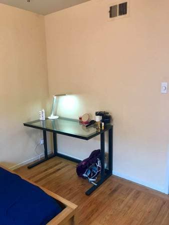 Room in Large Sunnyvale Home with Yard Available 2