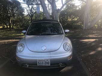 2003 Volkswagen New Beetle Silver Convertible 2