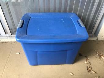 Sterilite 22-Gallon (88-Quart) Latch Storage Box 1