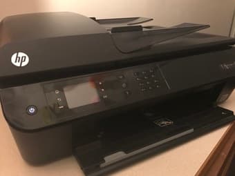 SELLING PRINTER + INK CARTRIDGE FOR $70 OBO 1