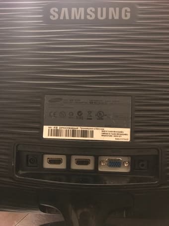 Samsung 21.5” LED Monitor 3