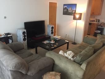 Master Suite in Downtown Palo Alto 2bd/2br Townhouse Av. July 1 3