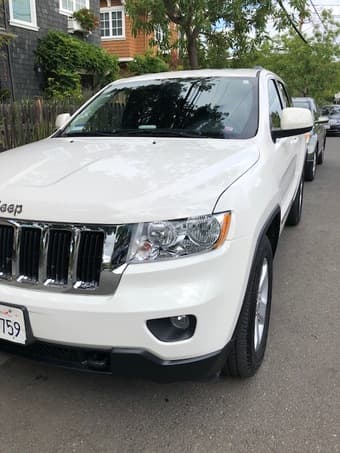 2011 Jeep Grand Cherokee 1