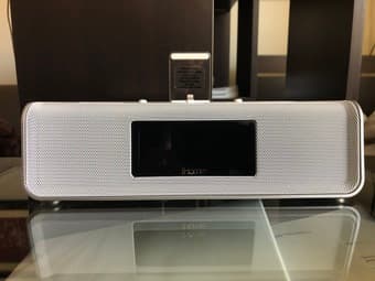 iHome iDL43 Dual Charging Stereo FM Clock Radio with Lightning Dock 1
